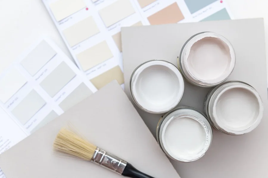 Quelles sont les étapes à suivre pour obtenir la bonne nuance de beige en peinture ?